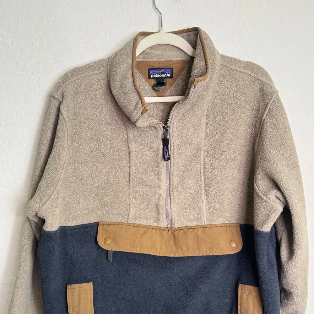 Patagonia Synchilla Anorak L Tan Navy Color Block Pullover Gorpcore Camp Fall
